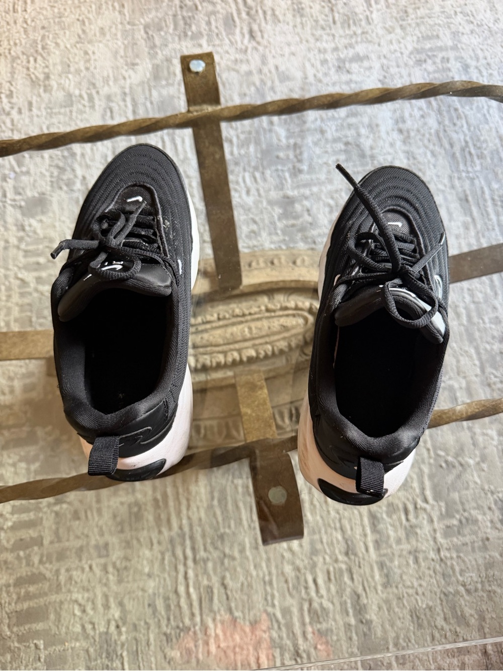 Nike Women’s Black and White air max portal sneakers